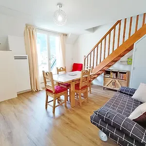 Le Marmandais, T3 Lumineux, Balcon, Parking Gratuit, Proche Thermes Bagnères-de-Luchon